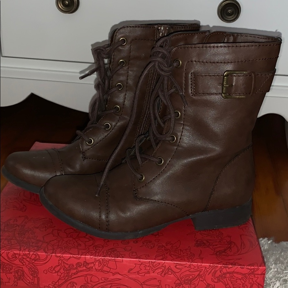 Boots - Picture 2 of 2